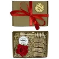 Prezent dla BABCI na dzień babci BOX miód Krówki. 74216